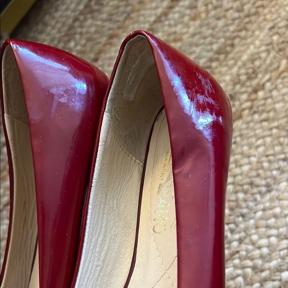 Salvatore Ferragamo Dark Red Flats with Gold Bow - Picture 5 of 7